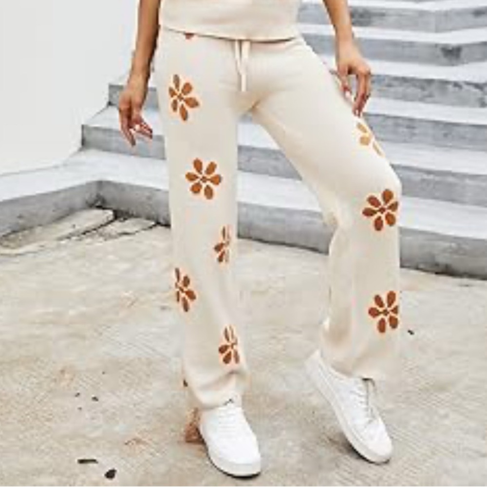 Roolee Daisy Print Wide Leg Sweater Pants Boutique Pull On Butter Yellow Daisies